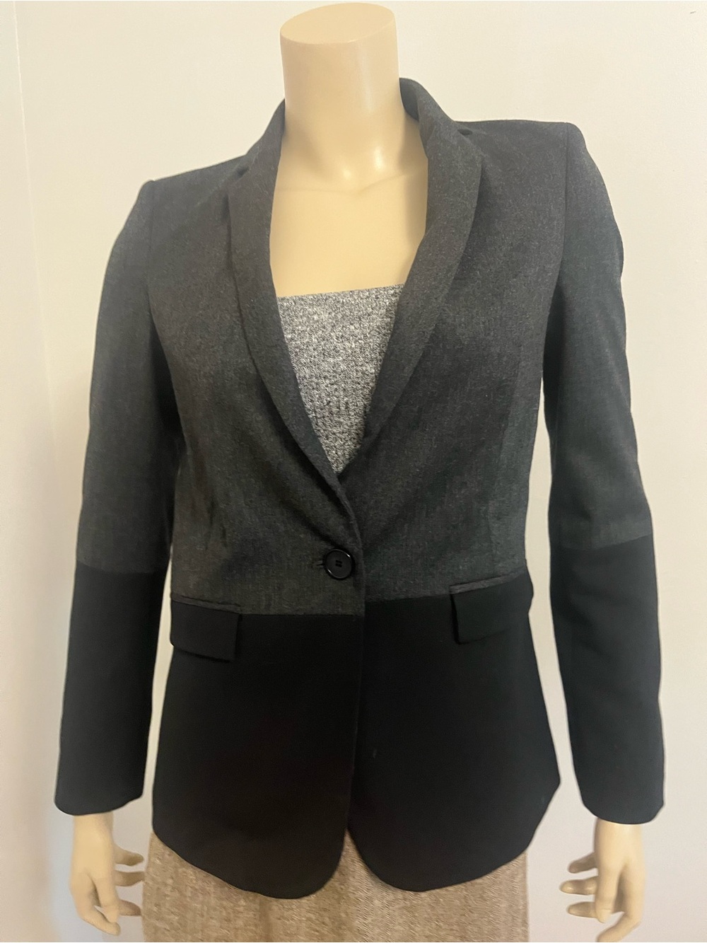 Zara Two-Tone Black and Dark Gray Tailored Blazer